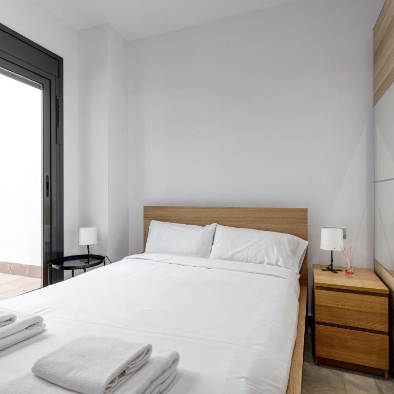 Urban Flats Vallirana - Two-Bedroom Apartment - 14