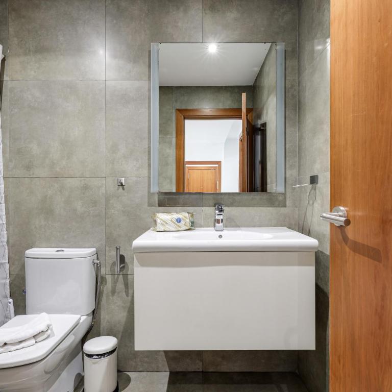 Urban Flats Vallirana - Two-Bedroom Apartment - 13