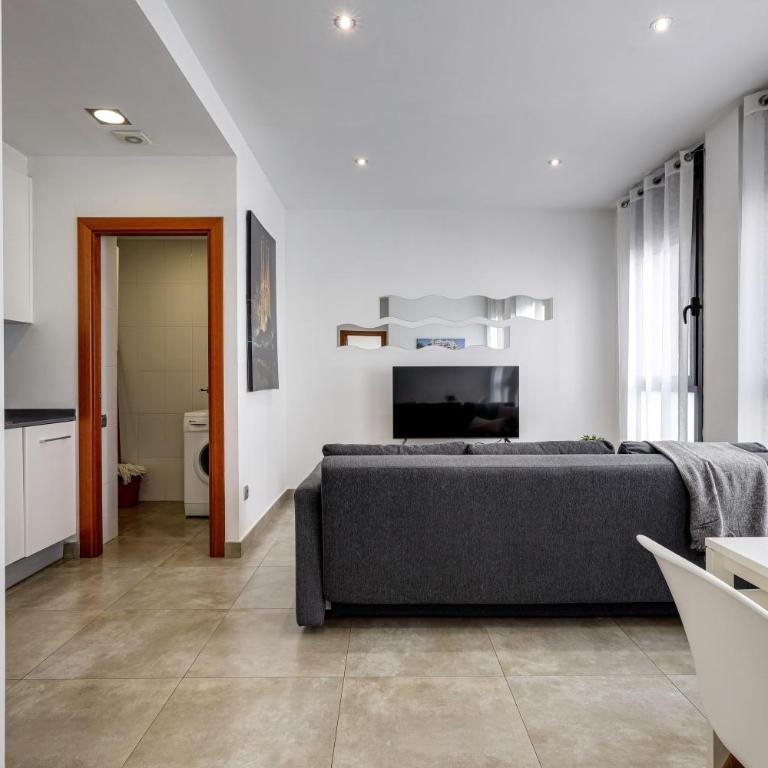 Urban Flats Vallirana - One-Bedroom Apartment - 13