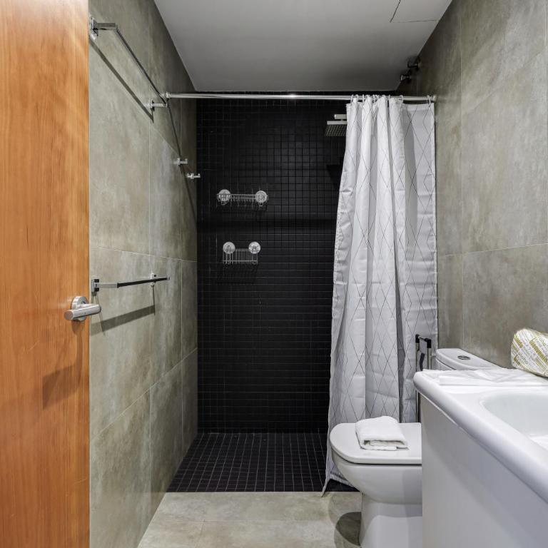 Urban Flats Vallirana - One-Bedroom Apartment - 6