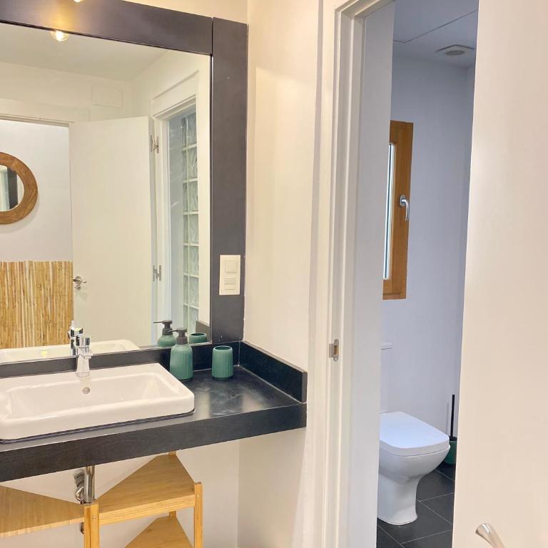 SabiaNatura - boutiqueMadrid - Cama en habitación compartida femenina de 8 camas (solo mujeres) - 4
