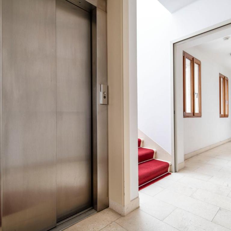 Friari Suite-Luxury apt. close to Rialto Bridge - Appartamento con 2 Camere da Letto - 25