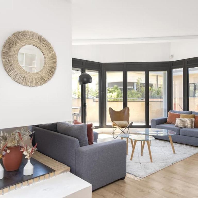 NOCNOC - Le Pargamin - Large duplex Place Saint-Pierre - Appartement - 2