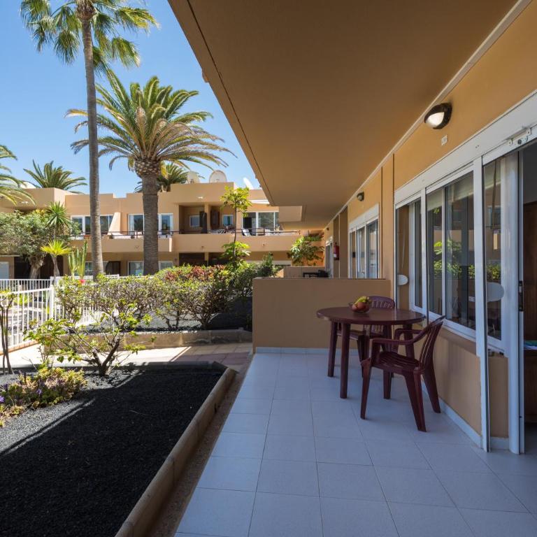 Home2Book Bright Apartment with Pool & Terrace - One-Bedroom Apartment - 13