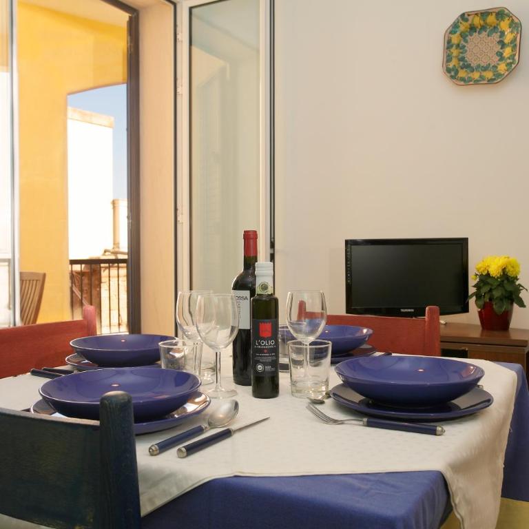 Fly Home Sicily - Appartamento con 2 Camere da Letto e Vista Mare - 6