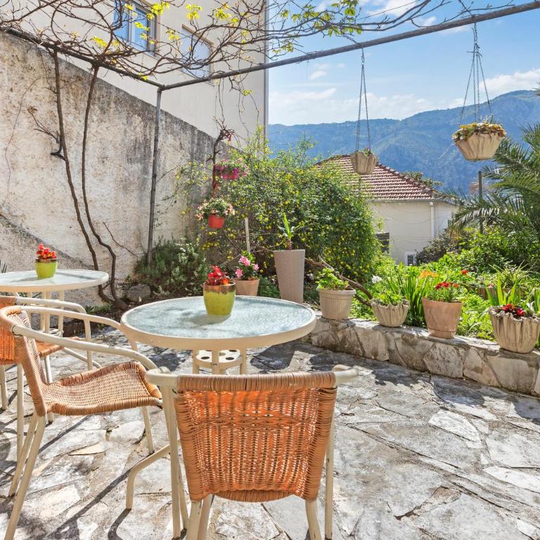 Apartments Casa Mia - Family Two-Bedroom Apartment with Terrace - 28