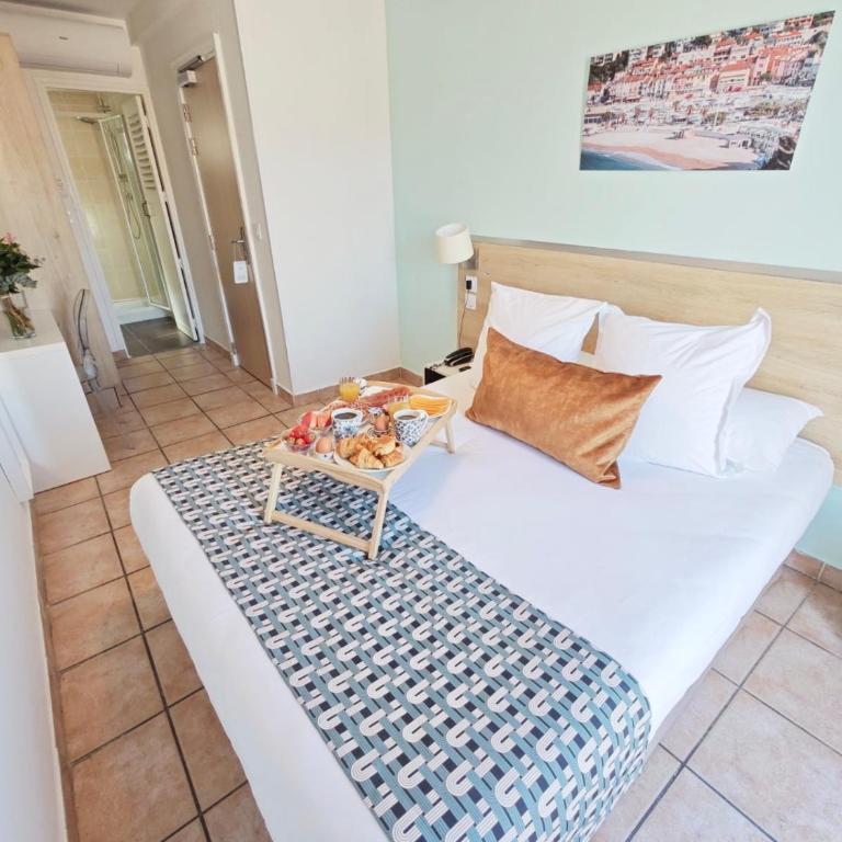 HOTEL DES CALANQUES Port de Cassis - Chambre Double Supérieure - 7