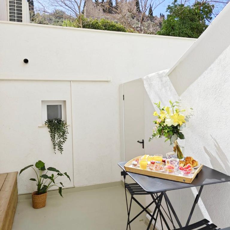 HOTEL DES CALANQUES Port de Cassis - Chambre Double Supérieure - 2