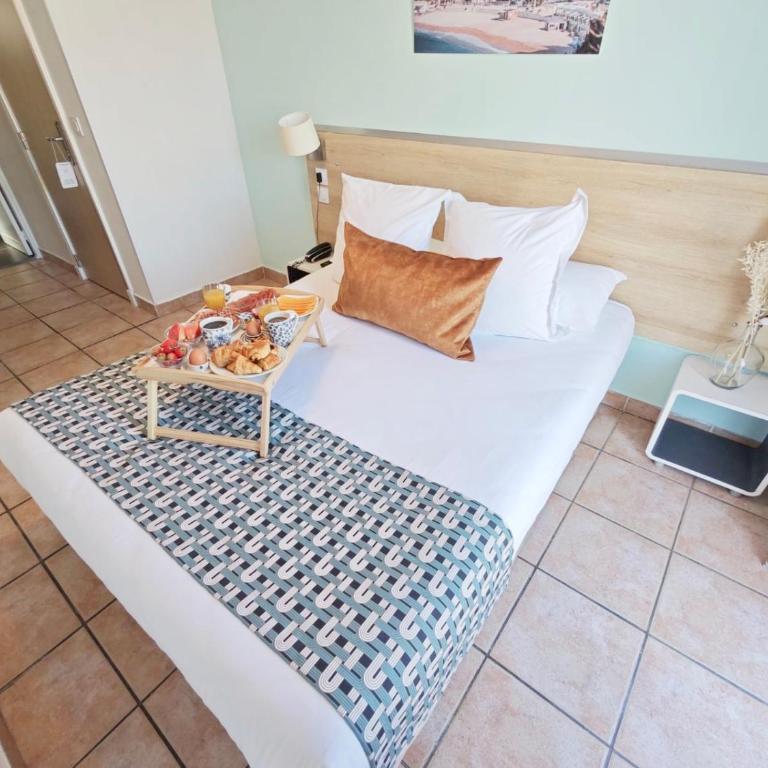 HOTEL DES CALANQUES Port de Cassis - Chambre Double avec Terrasse - 6
