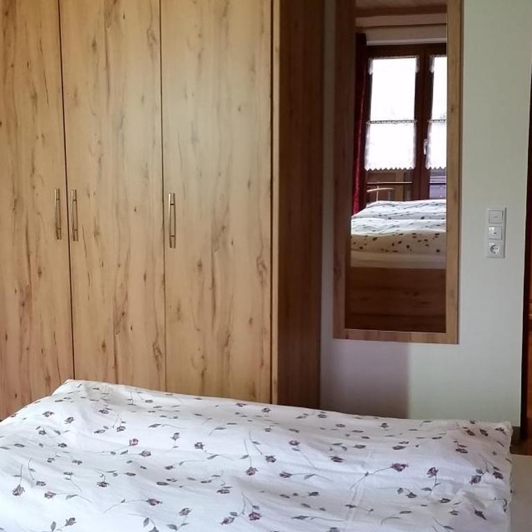 Pension Staufenhof - Doppelzimmer mit Balkon - 4