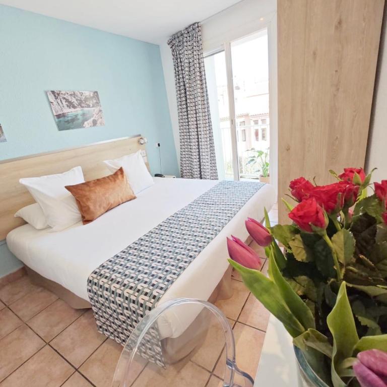 HOTEL DES CALANQUES Port de Cassis - Chambre Lits Jumeaux - 9