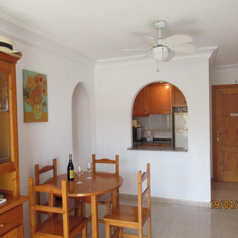 Playa Paraiso - Penthouse Apartment - Secure Free Parking and WiFi - Apartamento de 2 dormitorios - 3