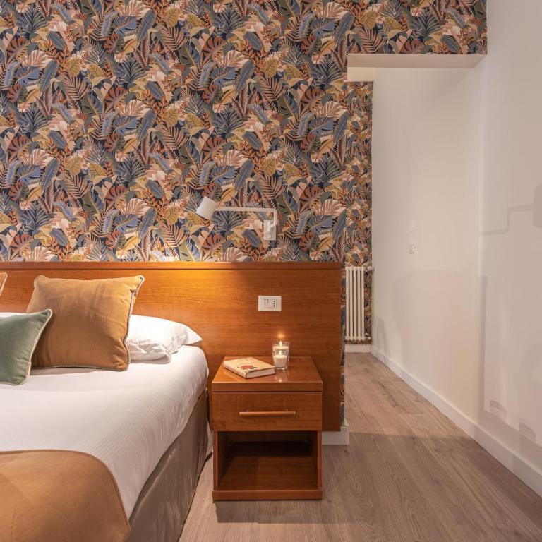 Vittoria Garden Suites - Camera Quadrupla con Bagno Privato - 6