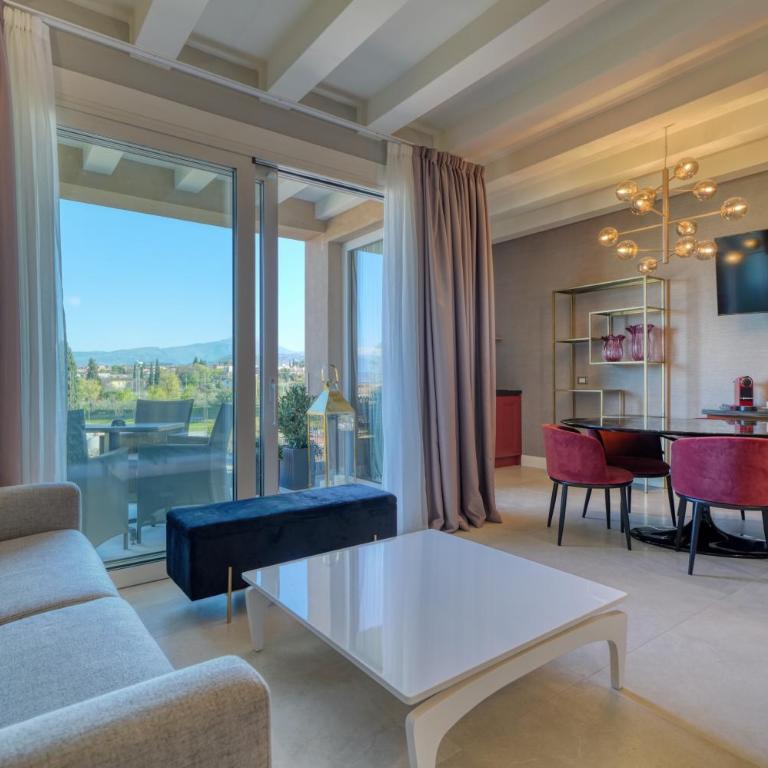 Palazzo della Scala Hotel - Luxury Suites & Spa - Suite with Turkish Bath and Balcony - 8
