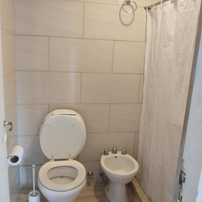 A 3 cuadras de la estación de tren MDQ!! Departamento muy luminoso!! - One-Bedroom Apartment with Terrace - 9