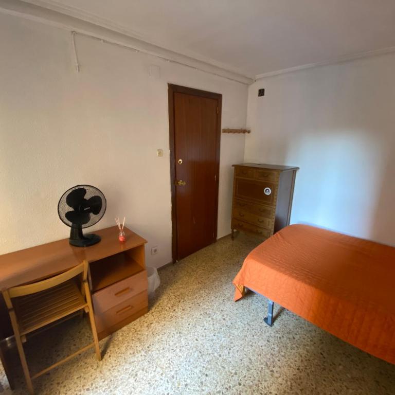 FLAT FAMILY NEAR BEACH GARDEN CENTER AND METRO - Apartment - 9