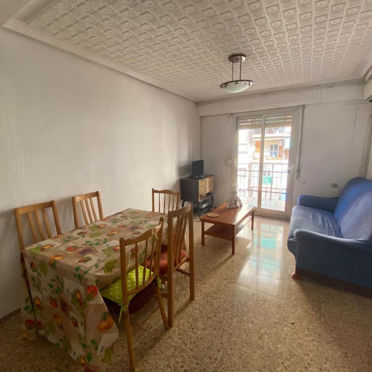 FLAT FAMILY NEAR BEACH GARDEN CENTER AND METRO - Apartment - 13