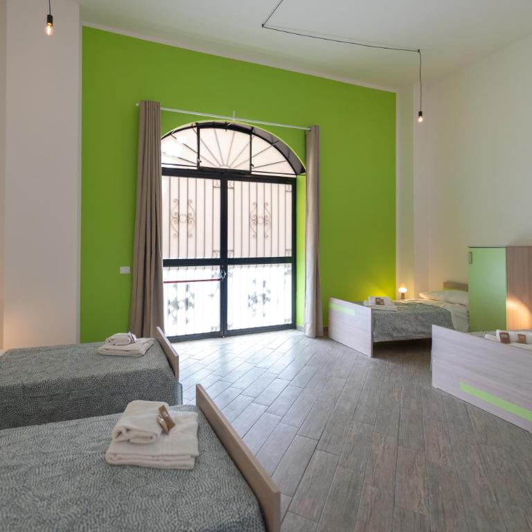Cortile dei Giusti - Combo Guesthouse - Bed in 4-Bed Mixed Dormitory Room - 7