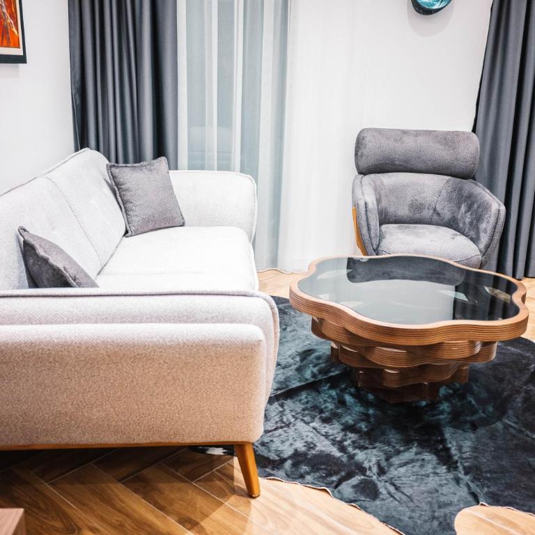 Giardino Lux Apartments - Studio - 9