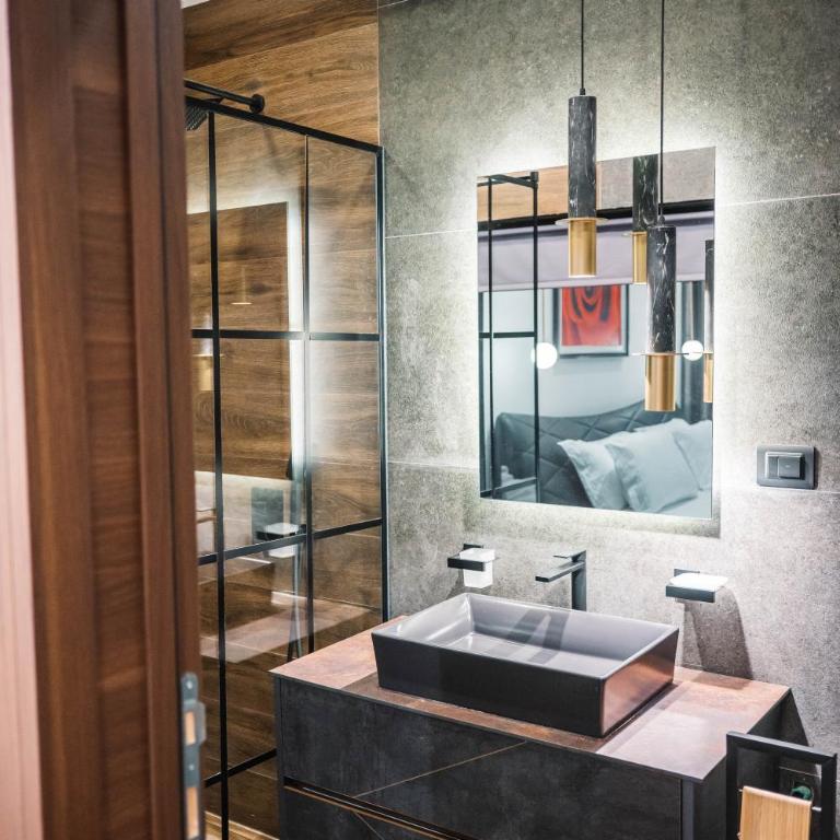 Giardino Lux Apartments - Studio - 16