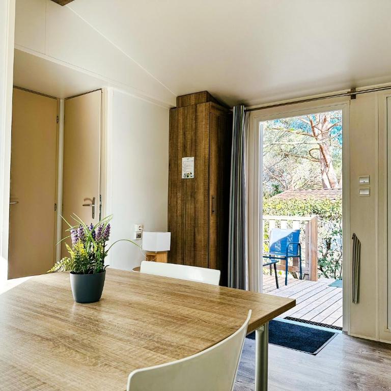3 bedroom Chalets Camping Leï Suves - JoyCasa - Chalet 3 Chambres - 3