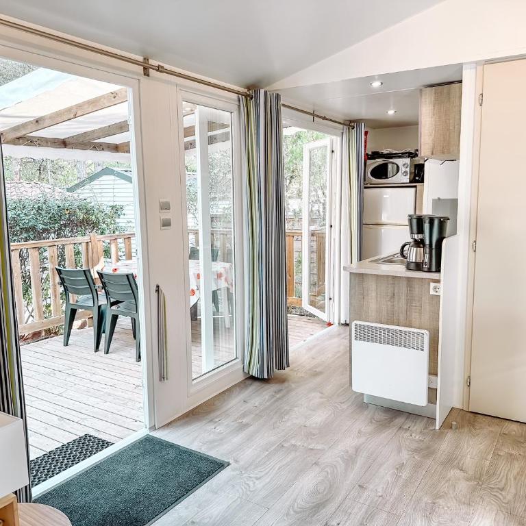 3 bedroom Chalets Camping Leï Suves - JoyCasa - Chalet 3 Chambres - 1