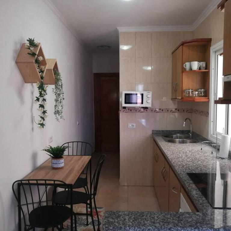 ACOGEDOR ATICO CON TERRAZA EN SAN CRISTOBAL DE LA LAGUNA - Apartamento de 1 dormitorio - 11