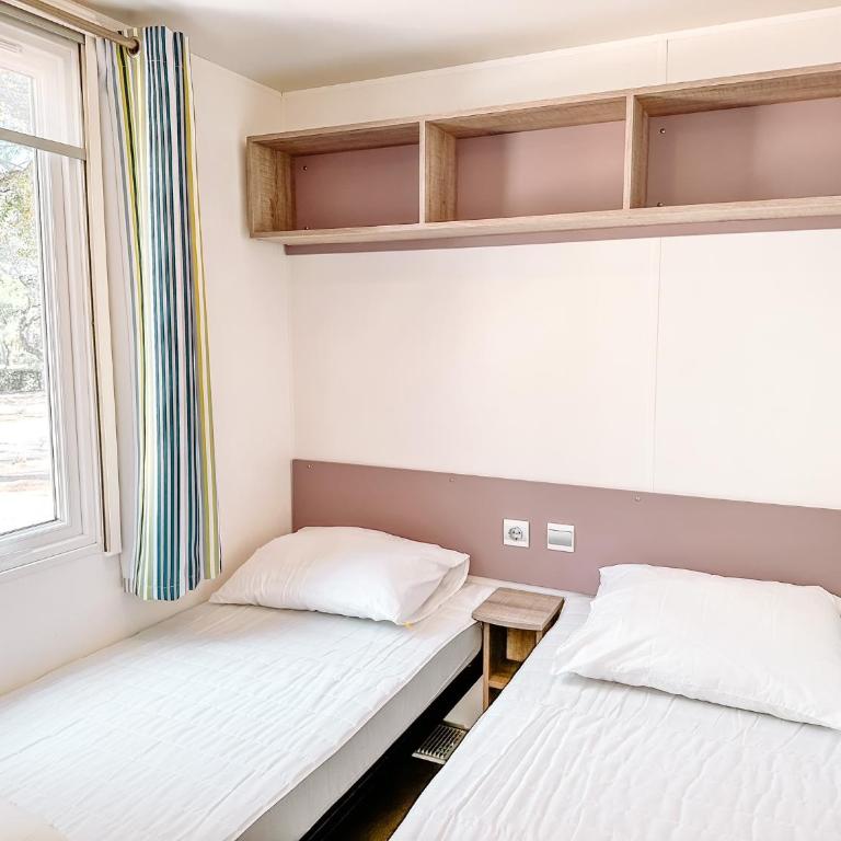 3 bedroom Chalets Camping Leï Suves - JoyCasa - Chalet 3 Chambres - 13
