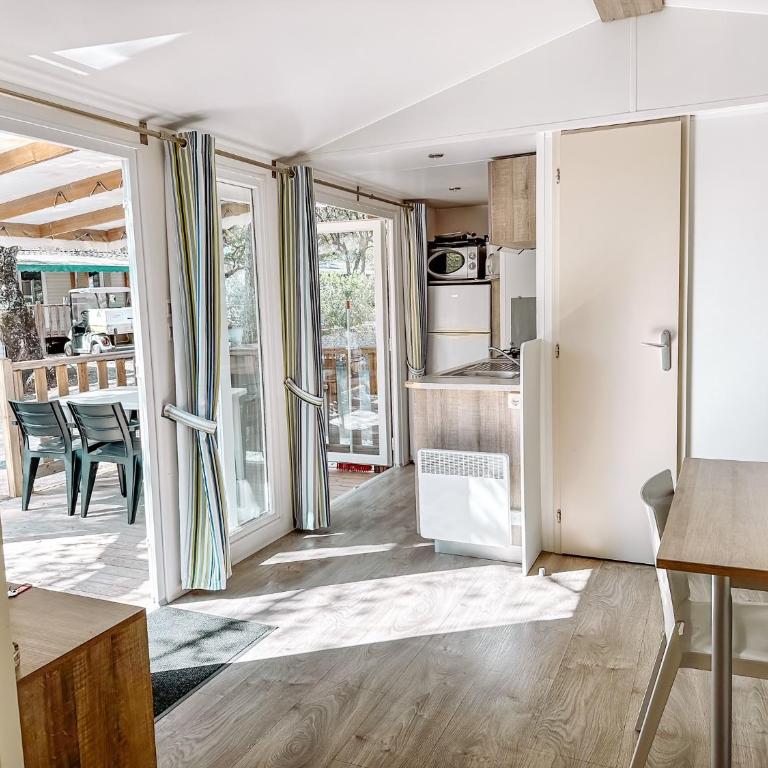 3 bedroom Chalets Camping Leï Suves - JoyCasa - Chalet 3 Chambres - 5