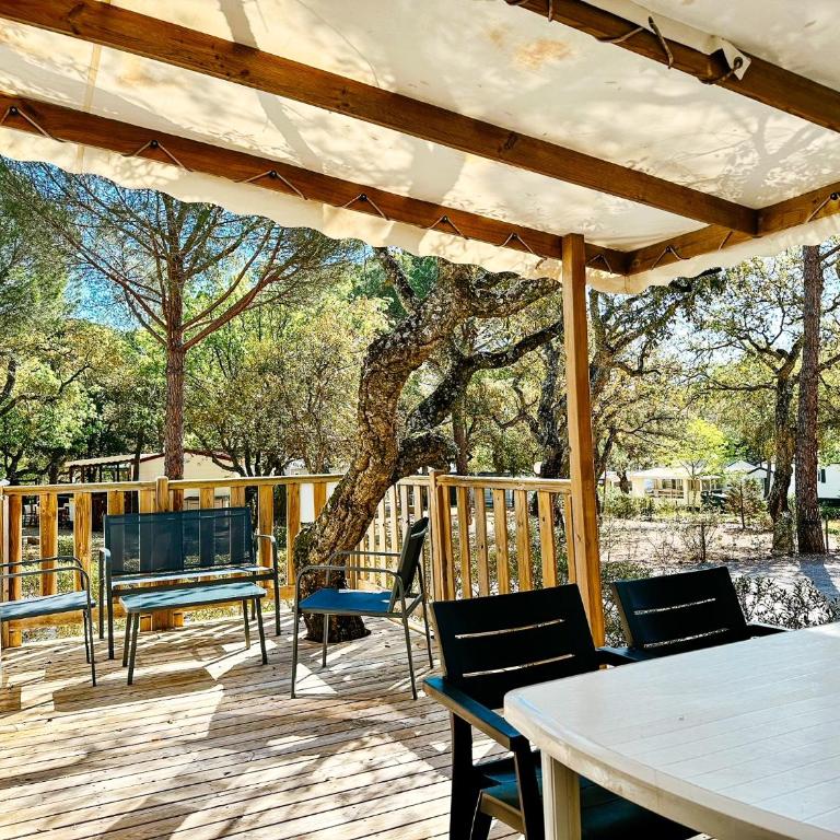 3 bedroom Chalets Camping Leï Suves - JoyCasa - Chalet 3 Chambres - 10