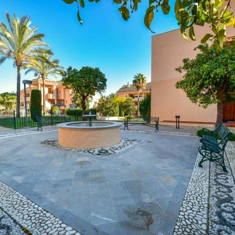 Stunning modern holiday Home Los Jardines de Santa Maria Golf, Elviria, Marbella - Two-Bedroom Apartment - 46