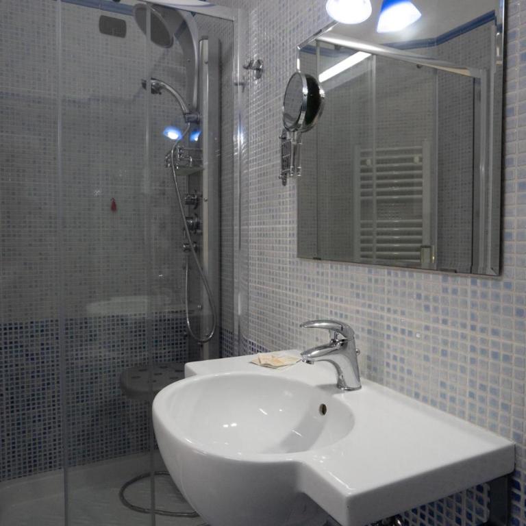 B&B Il Gabbiano - Camera Tripla con Vista Mare - 7