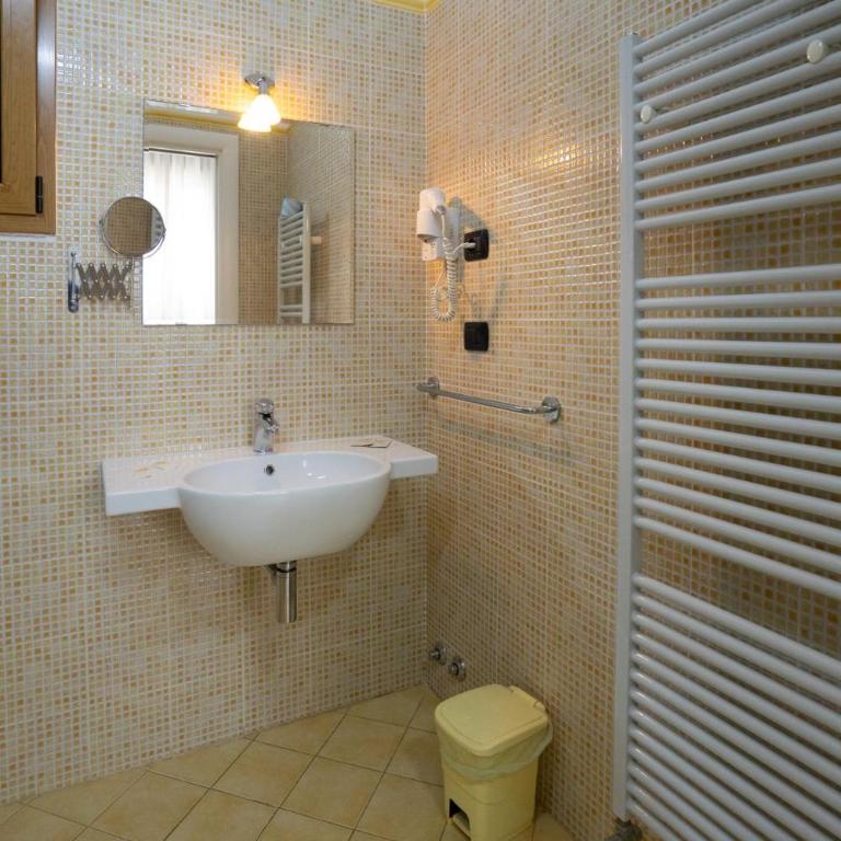 B&B Il Gabbiano - Camera Matrimoniale Standard - 11