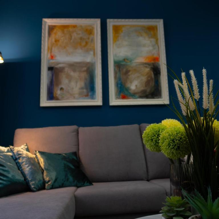 Ok Bilbao - Three-Bedroom Apartment - 10