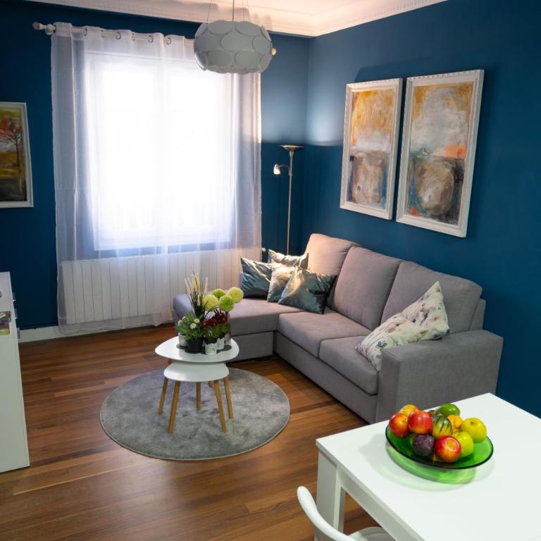 Ok Bilbao - Three-Bedroom Apartment - 28
