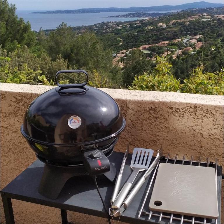 Les Issambres, appt 4 personnes, vue mer sur la Baie de Saint Tropez et le Golfe de sainte Maxime - Appartement 2 Chambres - 4