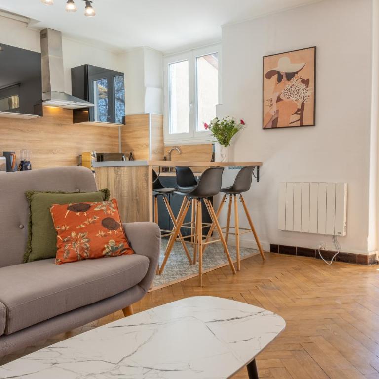 Appartement T3 63m2 - L'Atypique et son Jardin de 350m2 au cœur de Digne - Appartement - Vue sur Jardin - 19