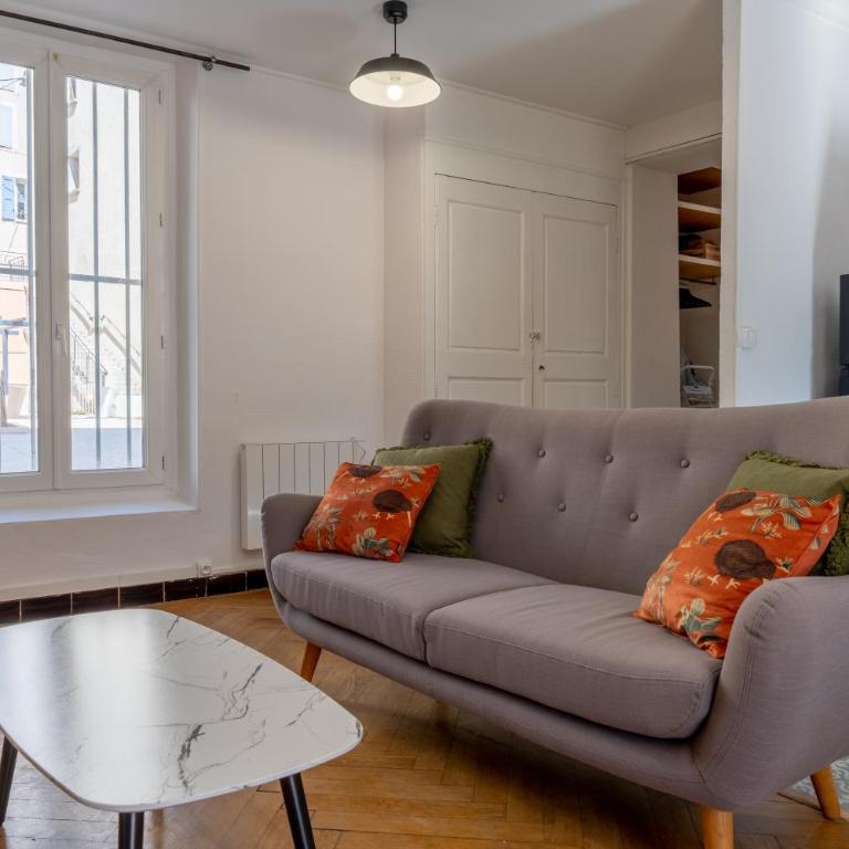 Appartement T3 63m2 - L'Atypique et son Jardin de 350m2 au cœur de Digne - Appartement - Vue sur Jardin - 21
