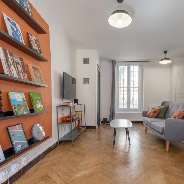 Appartement T3 63m2 - L'Atypique et son Jardin de 350m2 au cœur de Digne - Appartement - Vue sur Jardin - 4