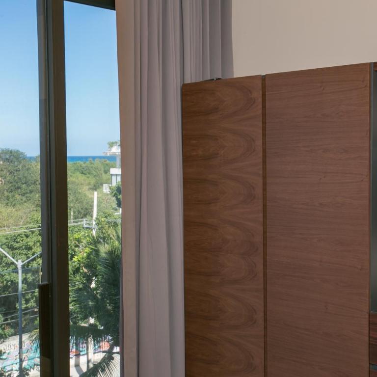 Ceren Luxury Apartments at Fifth Avenue by Spot Rentals - Apartment with Balcony - 7