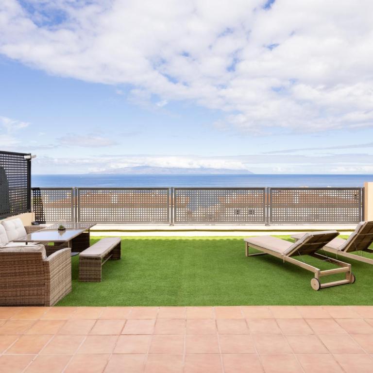 Propiedad nueva con piscina, seguridad privada y vista al océano en Tenerife - ES-279-9 - Bungalow - 1
