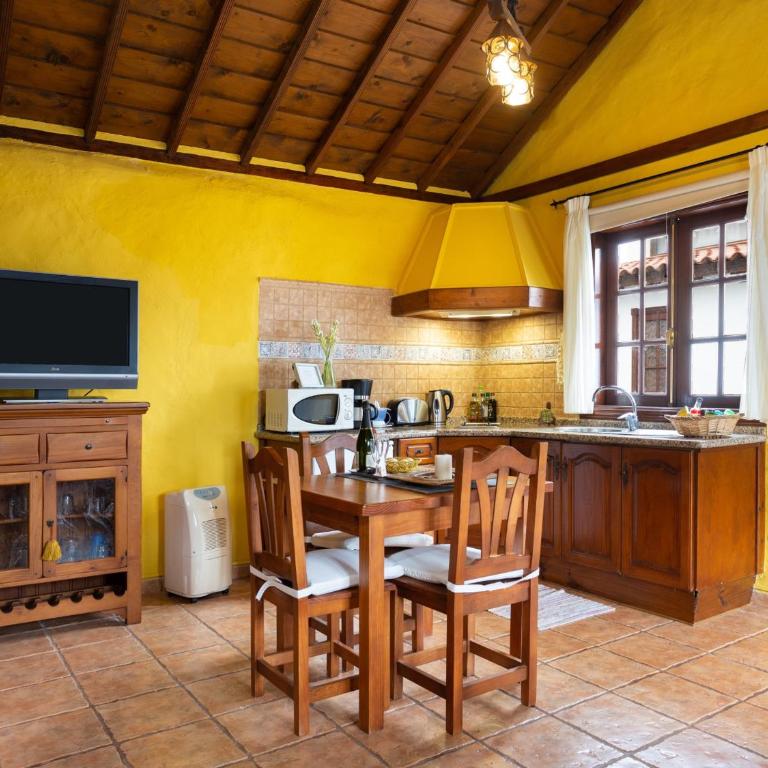 Casa el Mirlo: Paraíso rural con piscina y hermosos jardines en Icod de los Vinos, Tenerife - ES-279-20 - Villa - 9