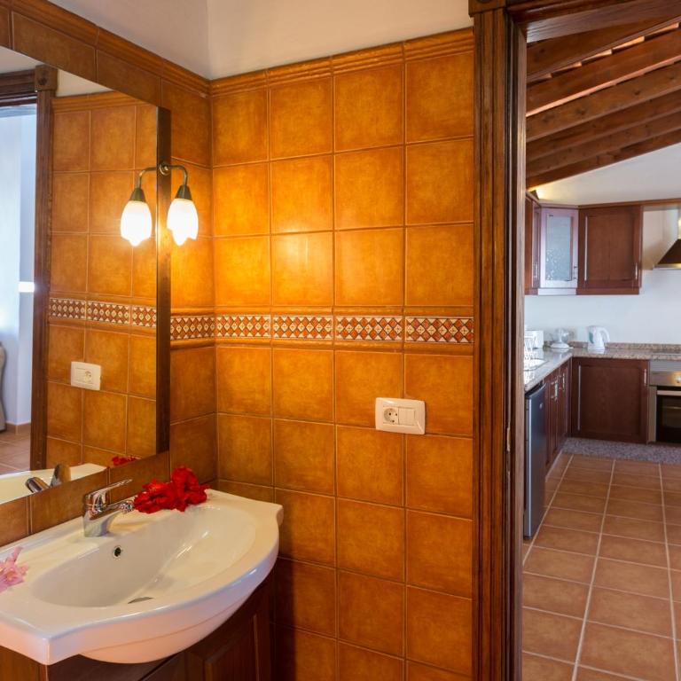 Casa romántica con piscina climatizada, Wi-Fi y vistas al mar en Icod de los Vinos - ES-279-2 - Villa - 16