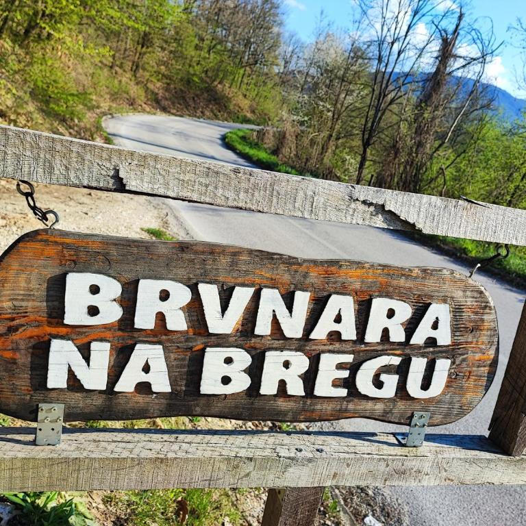 Brvnara na bregu - Koliba sa 2 Spavaće Sobe - 4