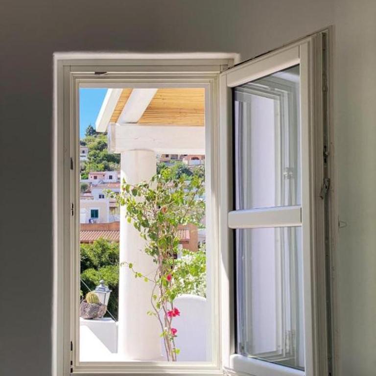 Agata B&B - Deluxe Double Room with Balcony - 7