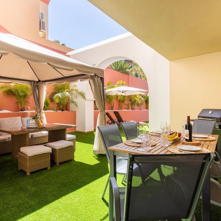 Eden Rentals Duke-Paradise Jacuzzi Terrace Retreat - Apartamento Superior - 11