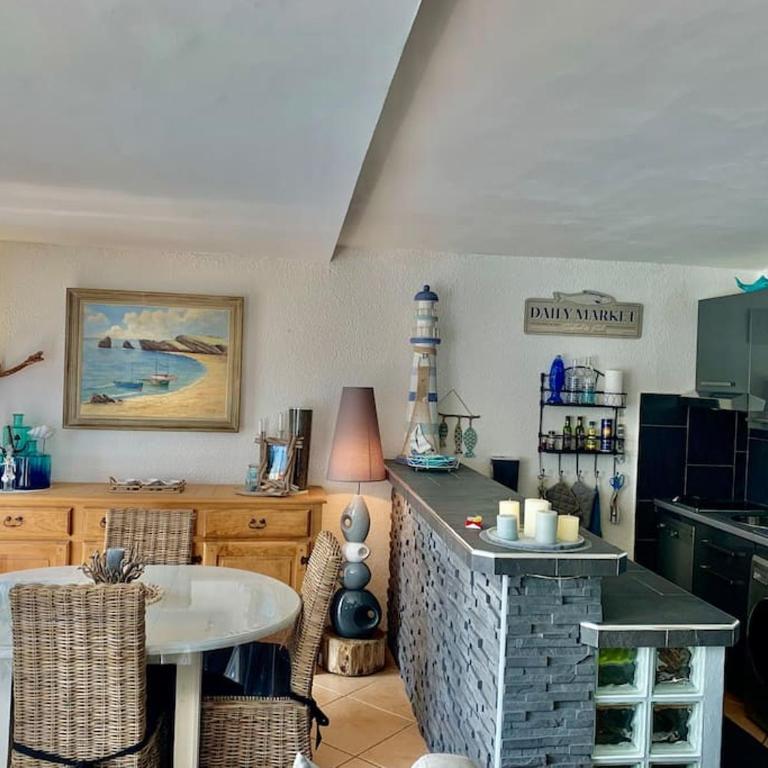 Appartement Vue Mer - RDC - Parking Privé - Meublé Tourisme 4 étoiles - Appartamento con Vista Mare - 7
