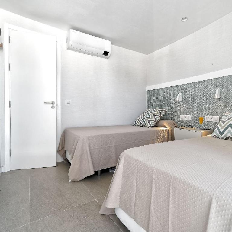 Maspalomas Beach Point - Three-Bedroom House - 18