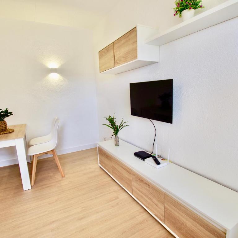 V&V LLORET- Apartamento Europa - Apartamento de 2 dormitorios - 27