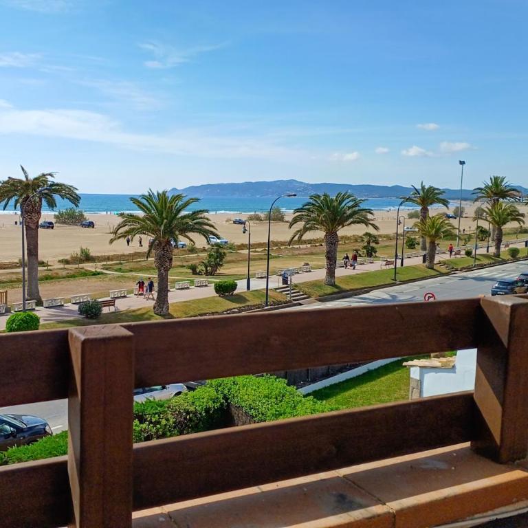Seafront L'Estartit Roof - Two-Bedroom Apartment - 8